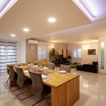 Apartman Nebo Πούλα Εξωτερικό φωτογραφία