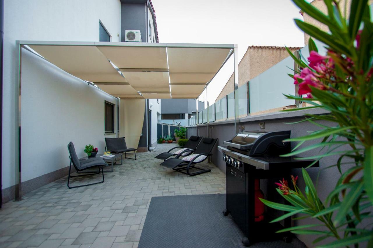 Apartman Nebo Πούλα Εξωτερικό φωτογραφία