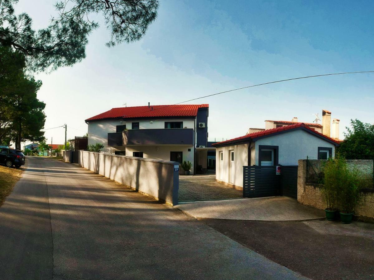 Apartman Nebo Πούλα Εξωτερικό φωτογραφία