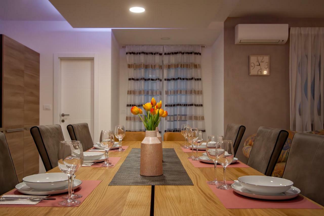 Apartman Nebo Πούλα Εξωτερικό φωτογραφία