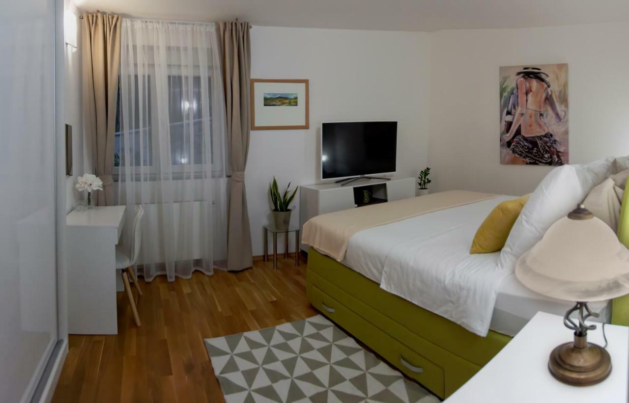 Apartman Nebo Πούλα Εξωτερικό φωτογραφία