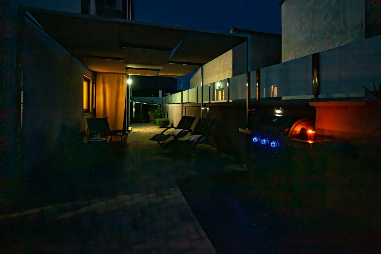 Apartman Nebo Πούλα Εξωτερικό φωτογραφία